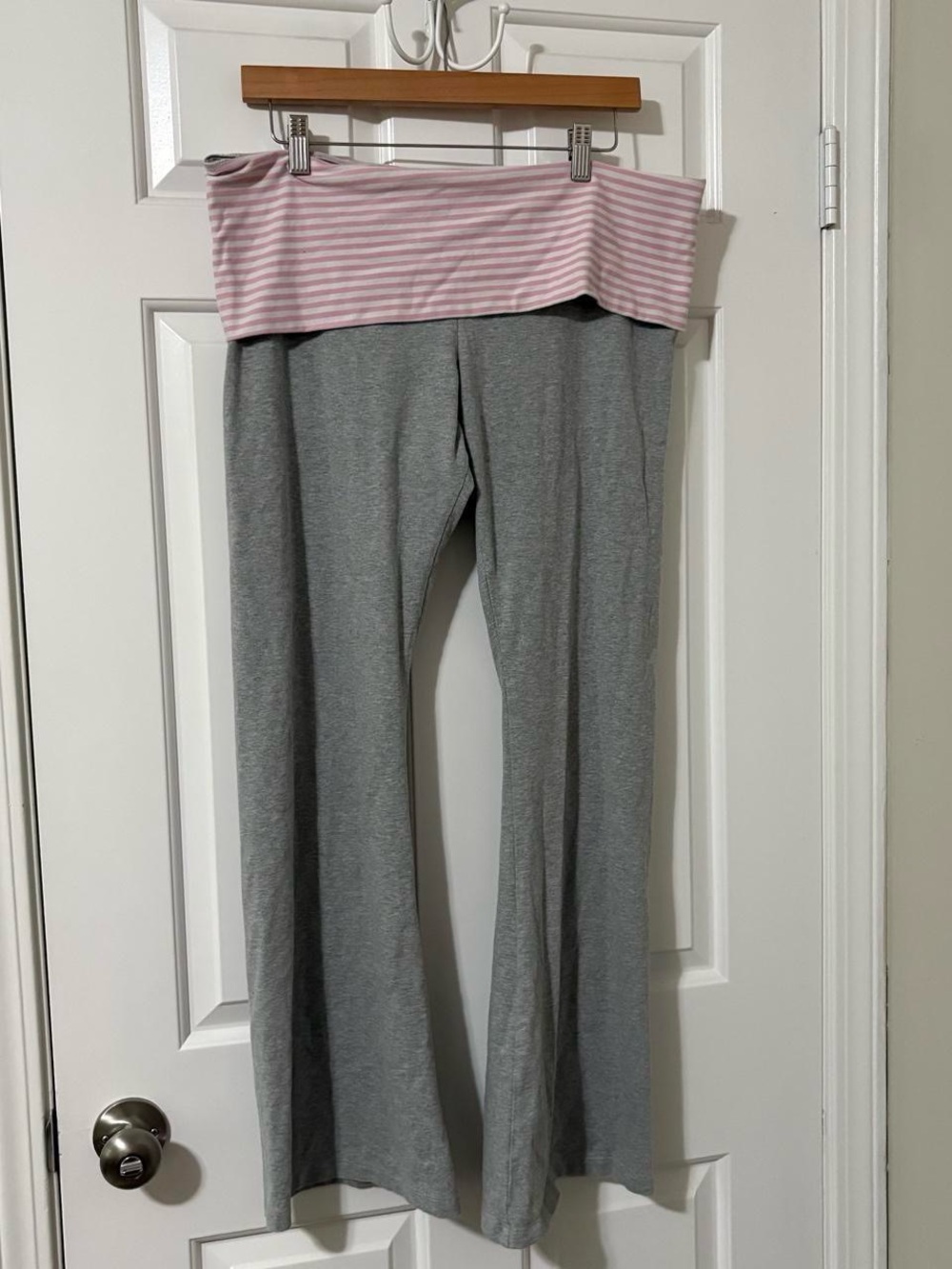 PINK Victoria's Secret originals grey pink and white stripe fold over yoga pants - Picture 5 of 6